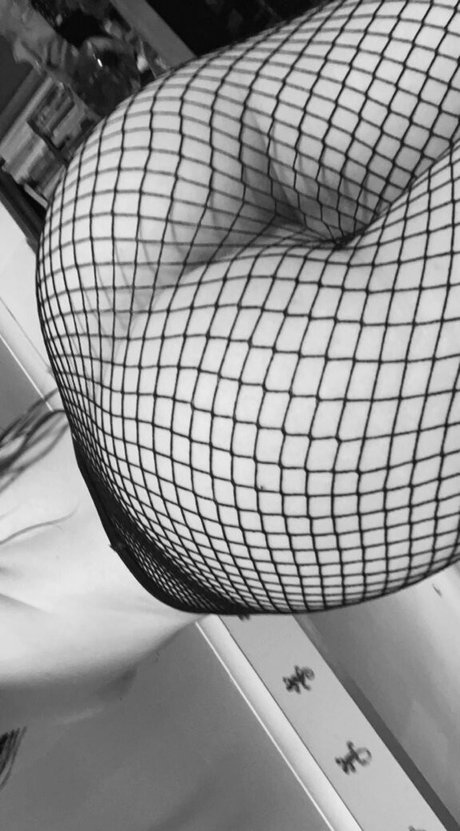 Onlyfanswmadi pretty pornstar galleries