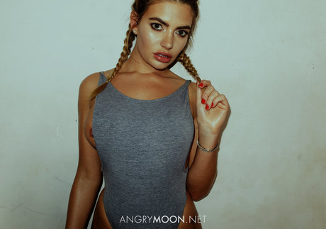 Megan Barton Hanson pornstar perfect image