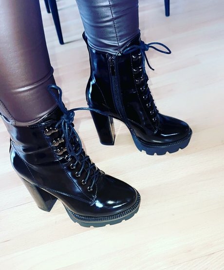 mature solo onlyfans beautiful xxx pics