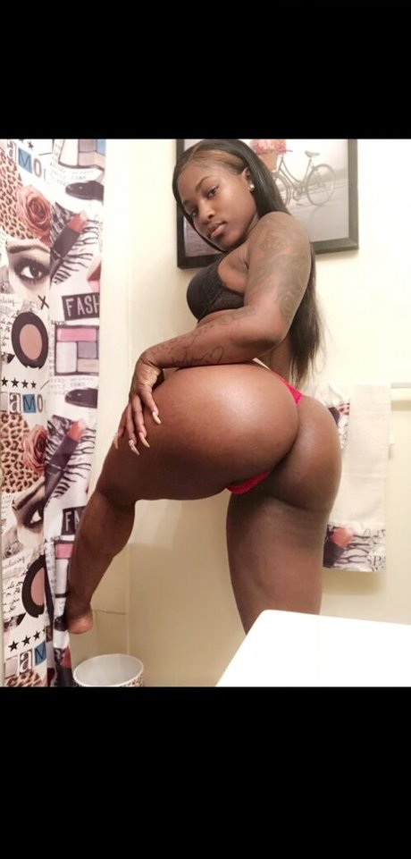 DimeBeracky top pornstar photo