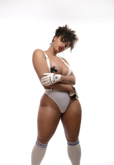 curvy lesbian onlyfans hot naked archive