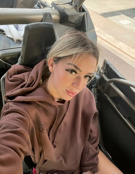 Gymteen pretty model pics