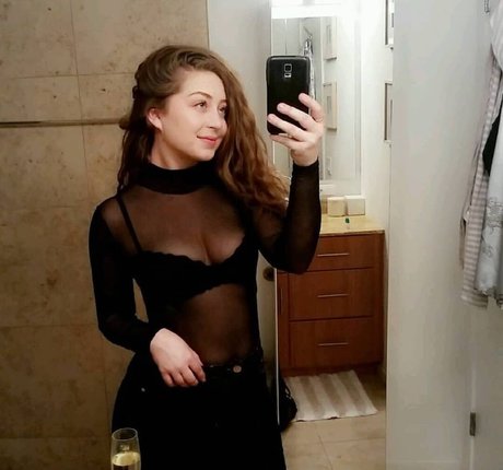 Emma Banks actress images