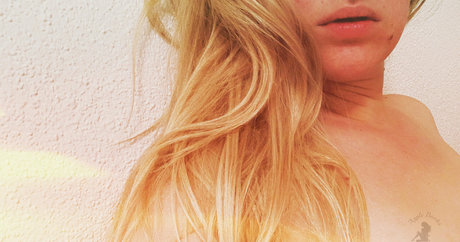 x y tothe zee naked model galleries