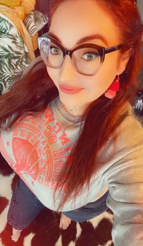 Allie Wayne erotic actress image