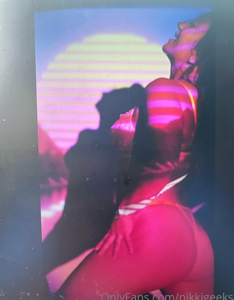 NikkiGeeks model nudes galleries