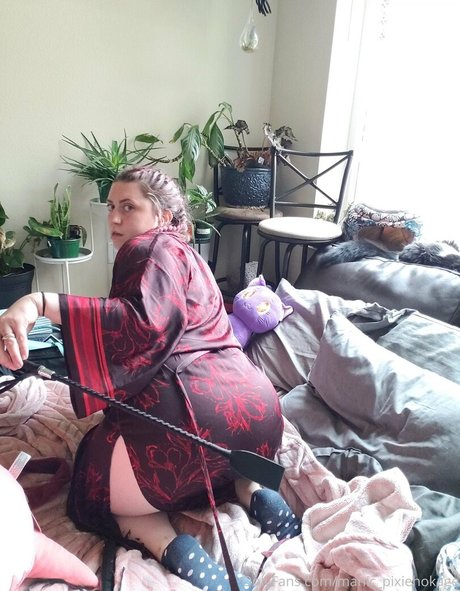 manic pixiehokage star erotic picture