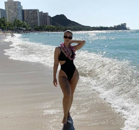 Bianca Elouise pornstar erotic pic