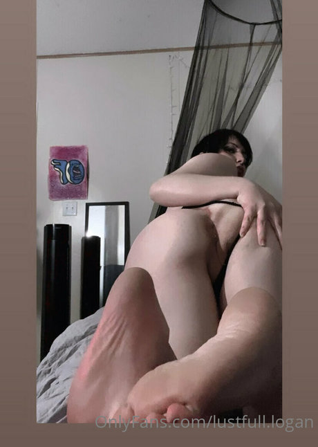 lustfull logan porn model pic