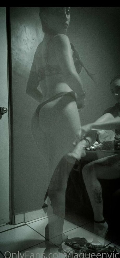 laqueenvic nudes star galleries