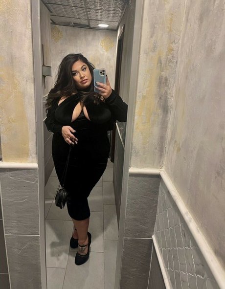 ethacake model xxx img