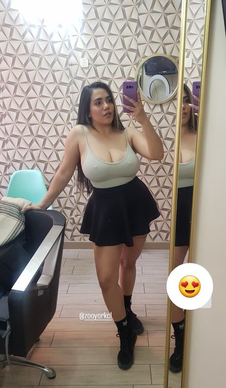 Toomuchtumbao high quality model pics