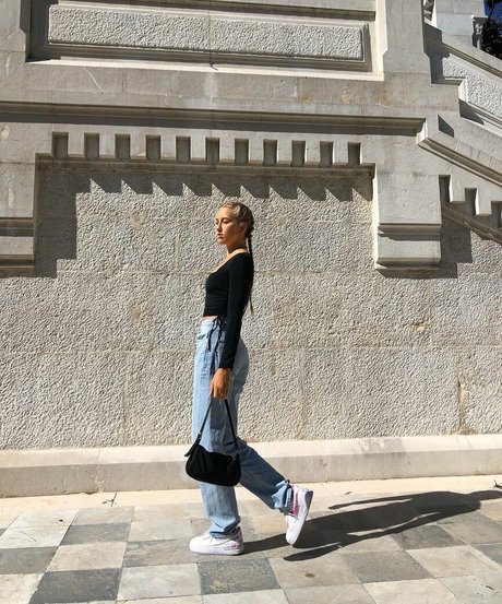 Juliette Bossu naked model photo