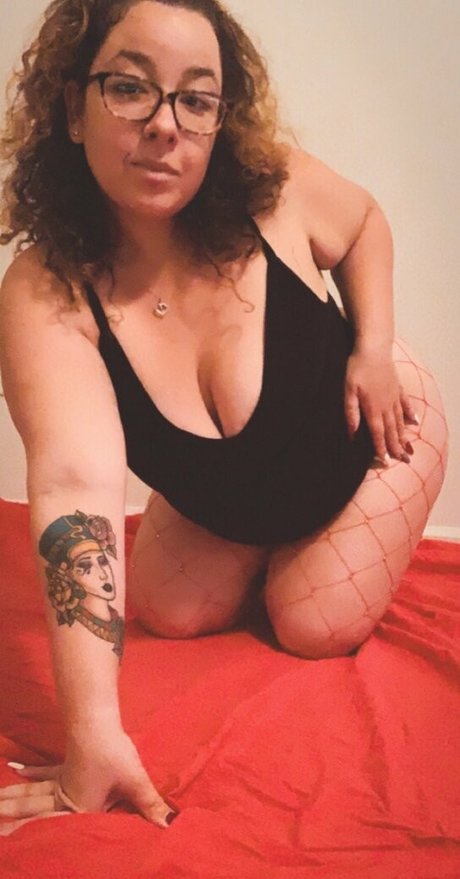 queenkenz28 model adult gallery