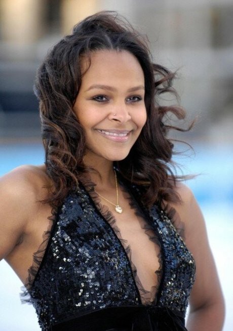 Samantha Mumba hd actress galleries