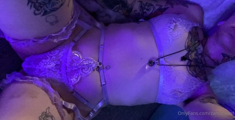 zamoraaof exclusive model photo