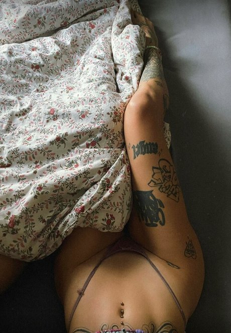 FoxyBebe420 pornstar xxx pic