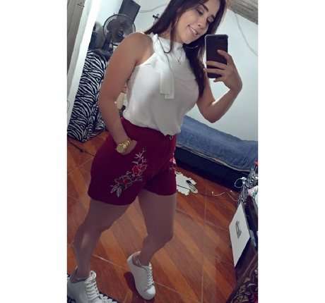 millenecarolina exclusive pornstar images