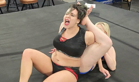 pandemicprowrestling star top pic