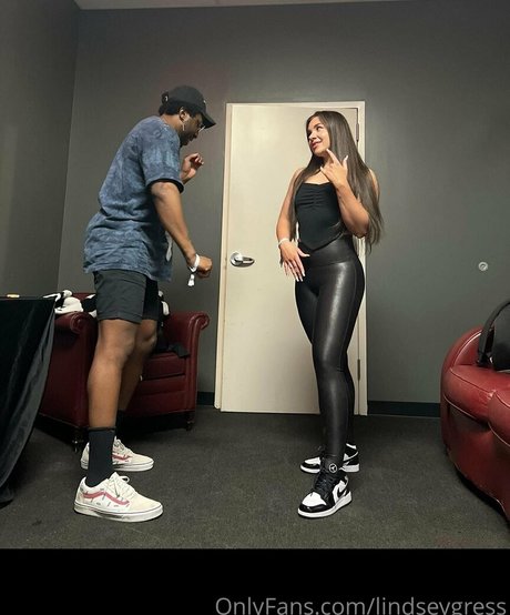 lindseygress adult model pictures