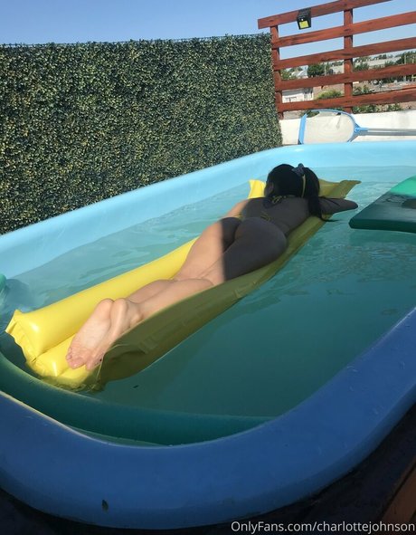 charlottejohnsonn pretty star pic