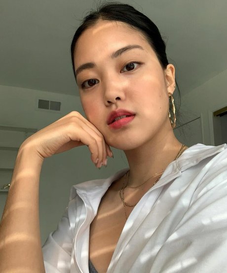 Michelle Choi pornographic model pictures