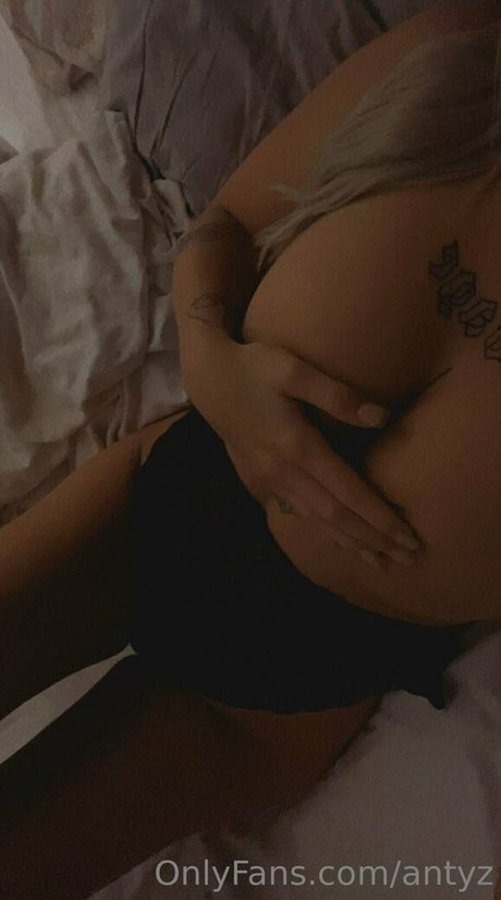 antyz perfect actress picture