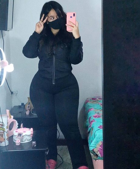 Michel Usuga model adult img