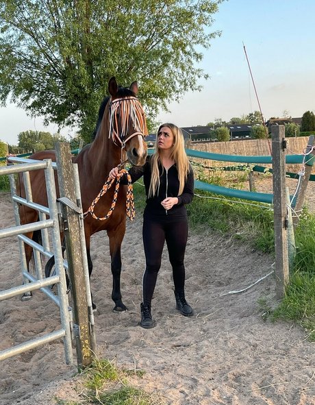 kellymilanaughtycowgirl model xxx photos