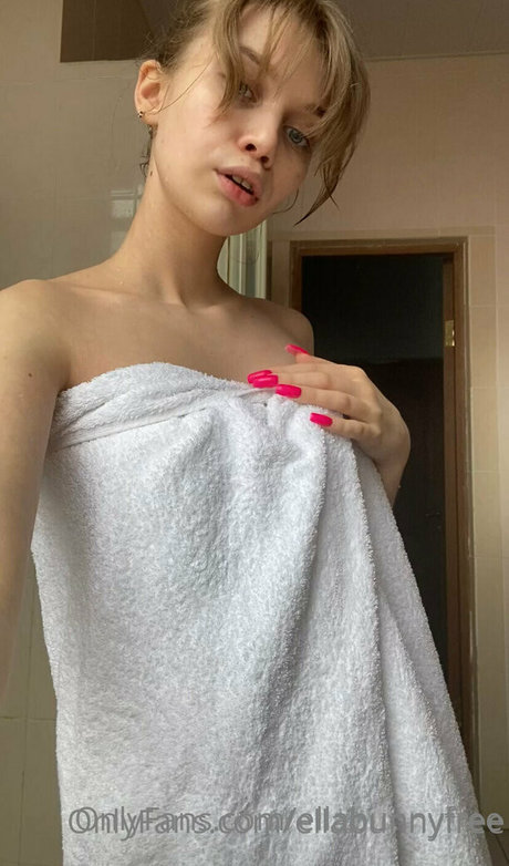 thebunnygirlxxx model hd picture