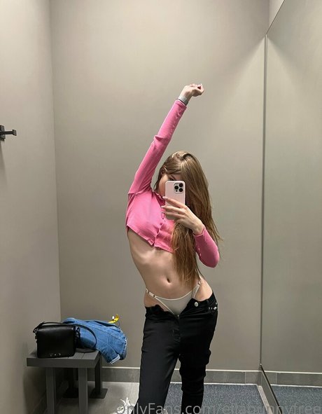 thebunnygirlxxx star top pic