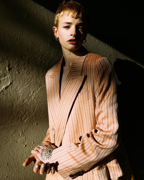 Esther McGregor pornstar hot photo