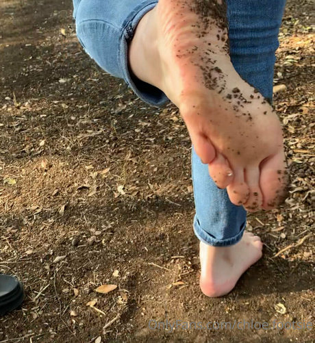 kayla footsie pornstar adult pic