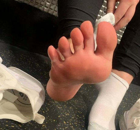 kayla footsie perfect actress archive