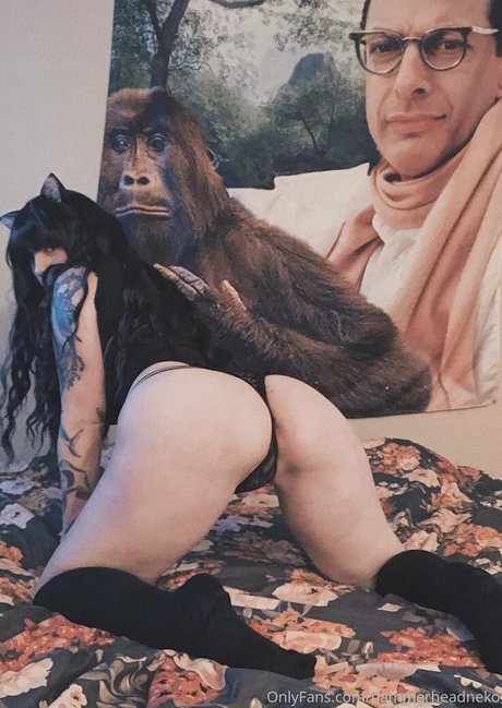 hammerheadneko art actress pic