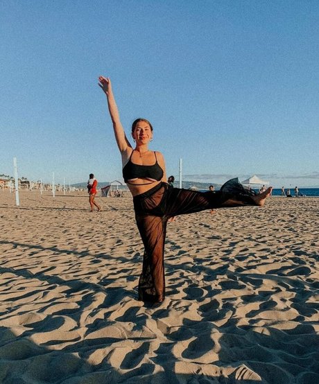 Nikki Kay pornstar naked photos