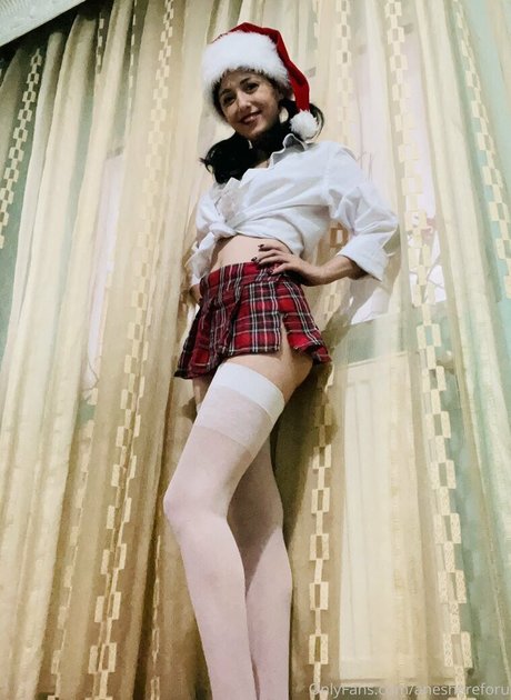 aneshereforu art model images