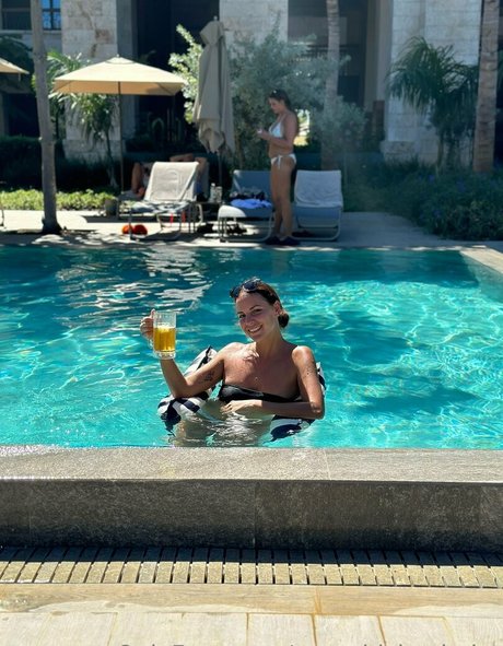 sexychickenbabe sexy actress archive