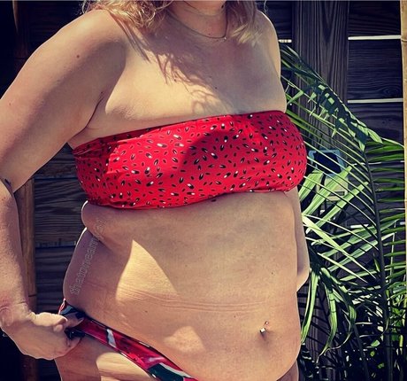 thatoneamy31 model art image