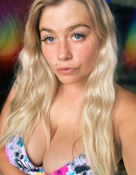 Comewatchkitty model hd archive