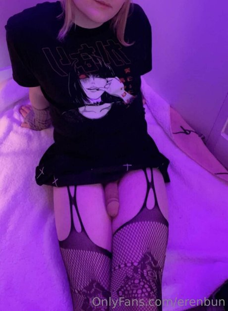 erenbun nudes actress archive