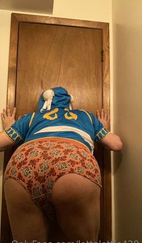 lottalottie420 pornstar pics