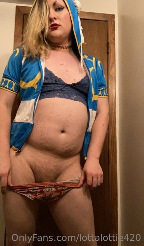 lottalottie420 naked model galleries