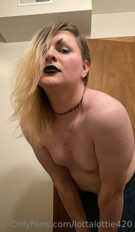 lottalottie420 exclusive pornstar archive