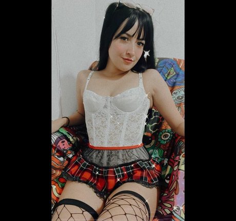 alicepagaany erotic model galleries