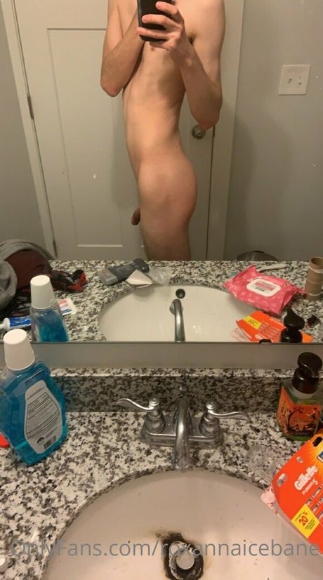 roxannaicebane pornstar nice pics