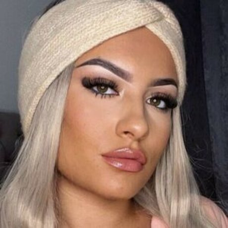 MissElBelle hd pornstar picture