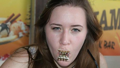 Maton Twins pornstar top photo