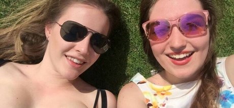 Maton Twins actress galleries