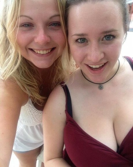 Maton Twins model beautiful img